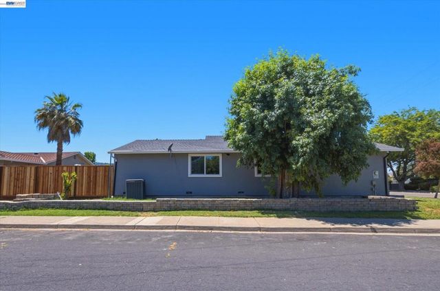 5016 Black Ave, Pleasanton, CA 94566