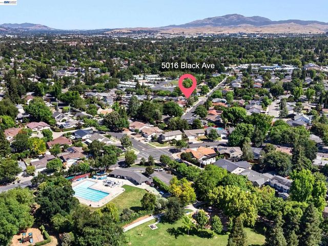 5016 Black Ave, Pleasanton, CA 94566