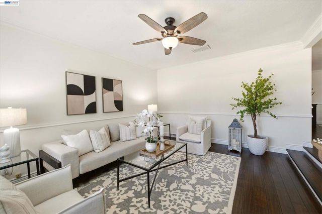 5016 Black Ave, Pleasanton, CA 94566
