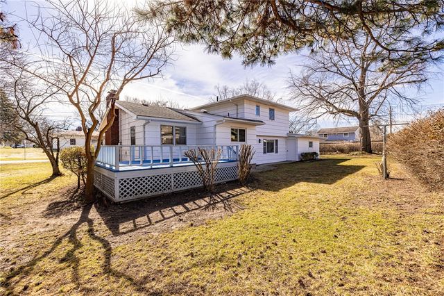 96 Flagstaff Drive, Irondequoit, NY 14622