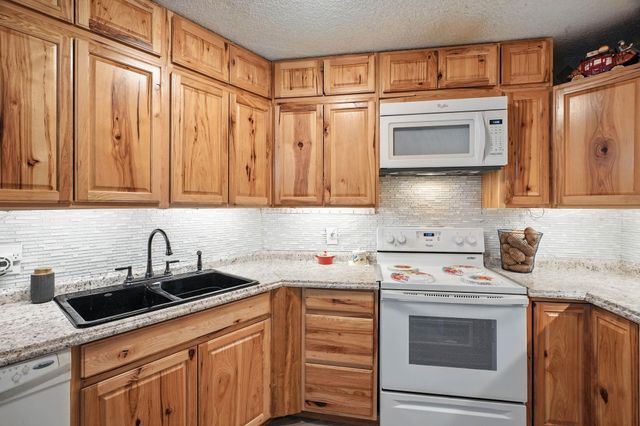 9020 N Country Homes Blvd, Spokane, WA 99218