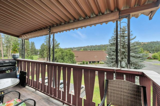 9020 N Country Homes Blvd, Spokane, WA 99218