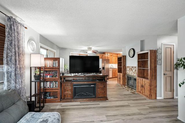 9020 N Country Homes Blvd, Spokane, WA 99218