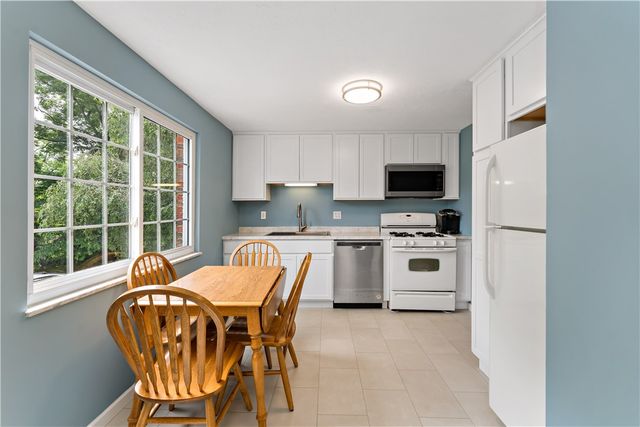 212 Mardi Gras Dr, Plum Boro, PA 15239