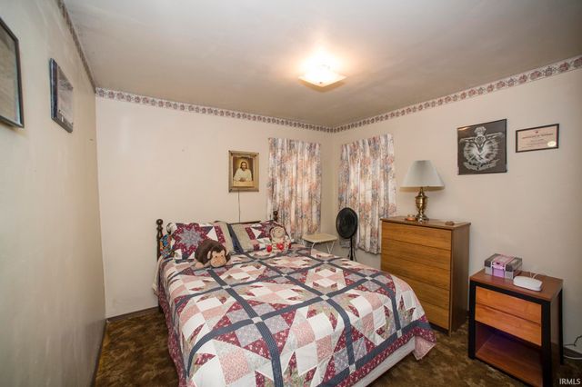 1306 Ridgeway Avenue, Vincennes, IN 47591