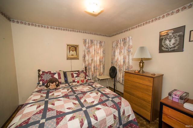 1306 Ridgeway Avenue, Vincennes, IN 47591