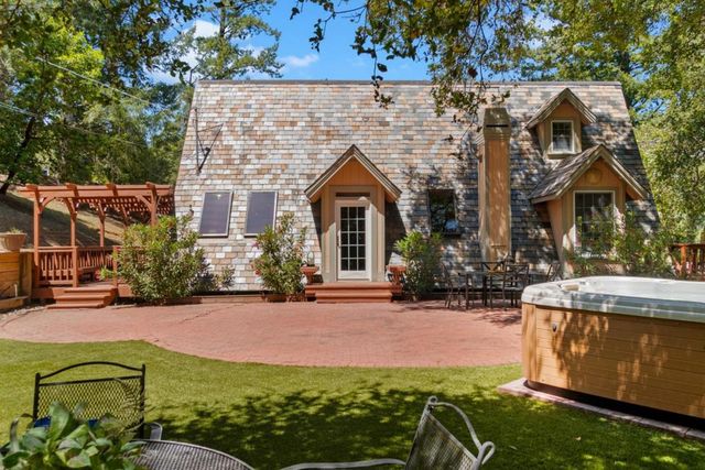 25405 Adams Road, Los Gatos, CA 95033