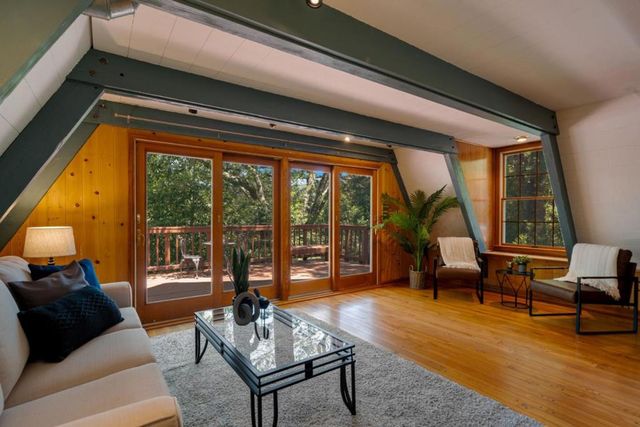 25405 Adams Road, Los Gatos, CA 95033