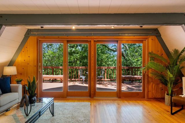 25405 Adams Road, Los Gatos, CA 95033