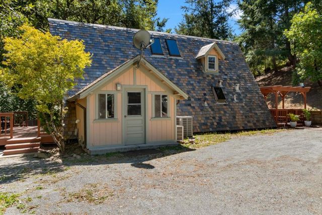 25405 Adams Road, Los Gatos, CA 95033