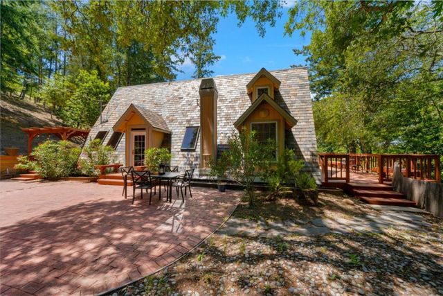 25405 Adams Road, Los Gatos, CA 95033