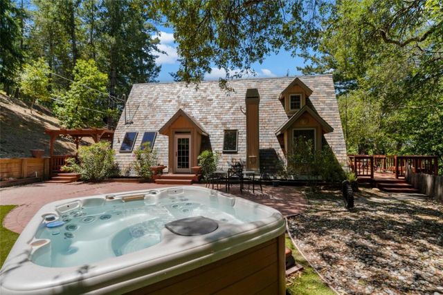 25405 Adams Road, Los Gatos, CA 95033