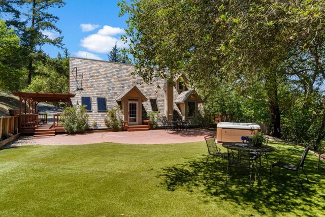 25405 Adams Road, Los Gatos, CA 95033