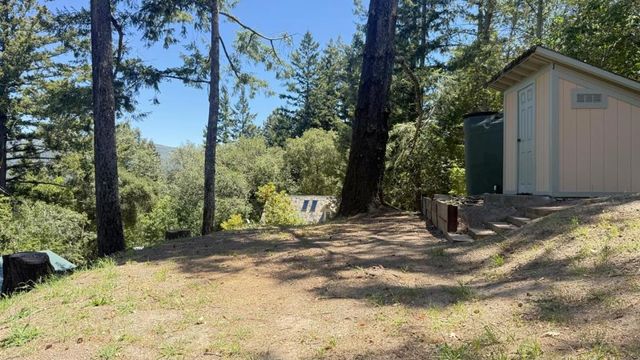 25405 Adams Road, Los Gatos, CA 95033