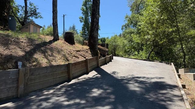 25405 Adams Road, Los Gatos, CA 95033