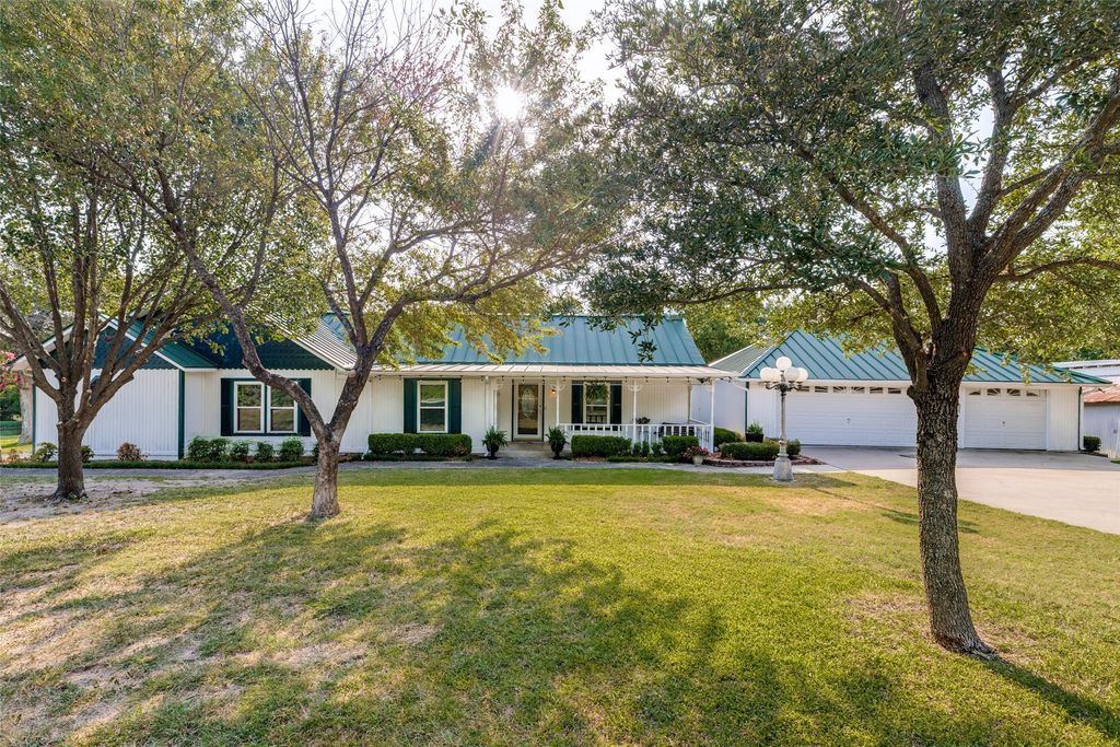 1020 Winningkoff Road, Lucas, TX 75002