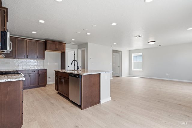 3434 W Caddisfly St, Kuna, ID 83634