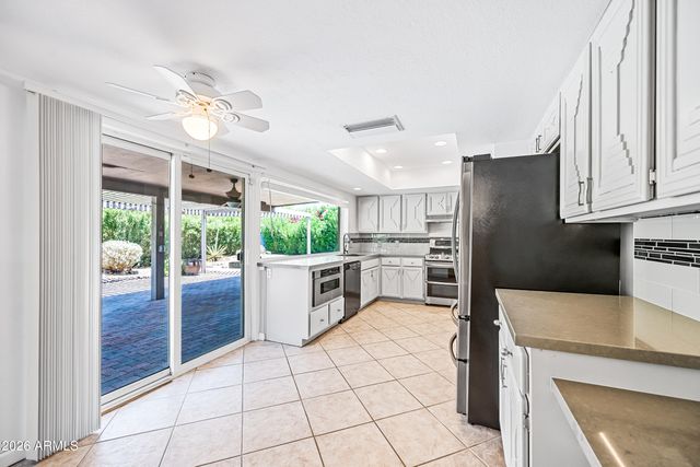 324 W WILLOW Avenue, Phoenix, AZ 85029