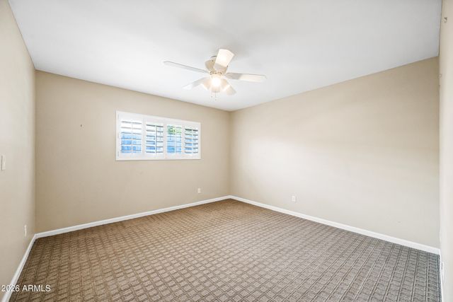324 W WILLOW Avenue, Phoenix, AZ 85029