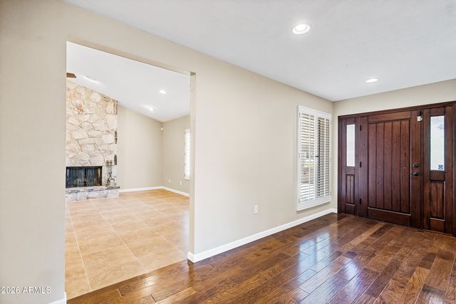 324 W WILLOW Avenue, Phoenix, AZ 85029