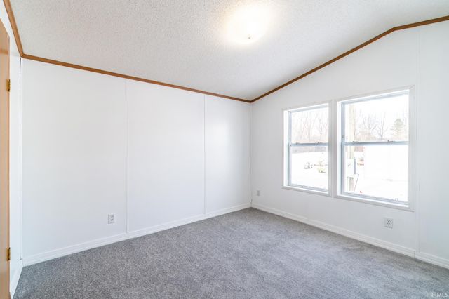 10640 Marion Center Road, Fort Wayne, IN 46816