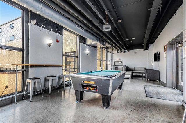 600 Broadway Avenue Nw 402, City Of Grand Rapids, MI 49504