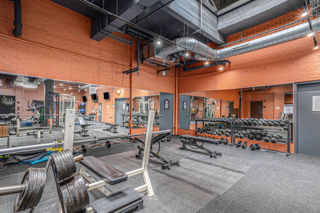 600 Broadway Avenue Nw 402, City Of Grand Rapids, MI 49504