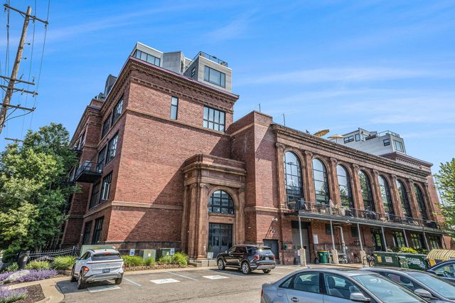 600 Broadway Avenue Nw 402, City Of Grand Rapids, MI 49504