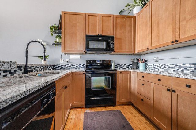 600 Broadway Avenue Nw 402, City Of Grand Rapids, MI 49504