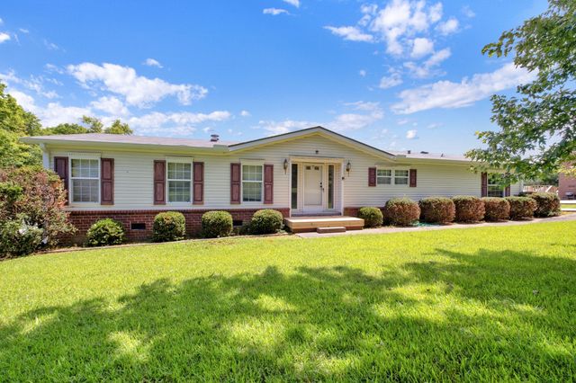 1048 Lauderdale Ln, Bethpage, TN 37022