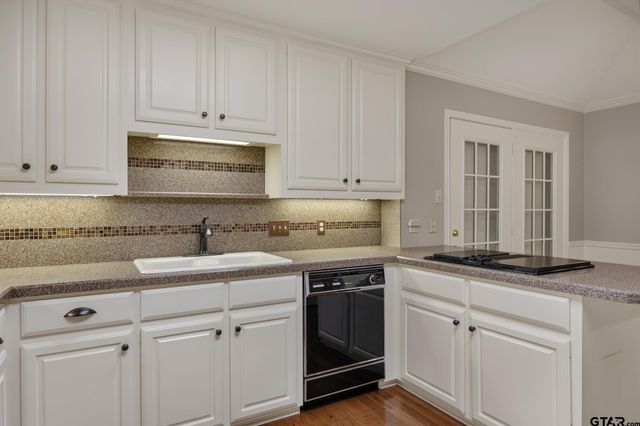 3306 Parliment, Tyler, TX 75701