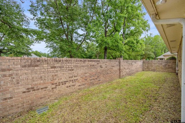 3306 Parliment, Tyler, TX 75701