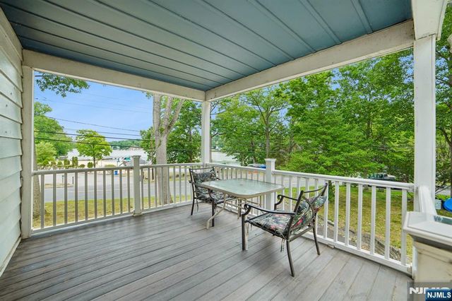 72 Lake Drive, Wayne, NJ 07470