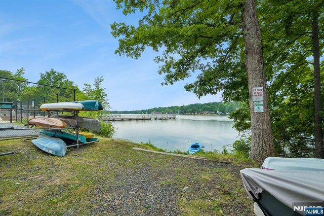 72 Lake Drive, Wayne, NJ 07470
