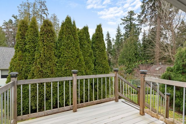 2245 SE Camano Drive, Camano Island, WA 98282