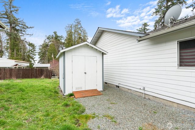 2245 SE Camano Drive, Camano Island, WA 98282