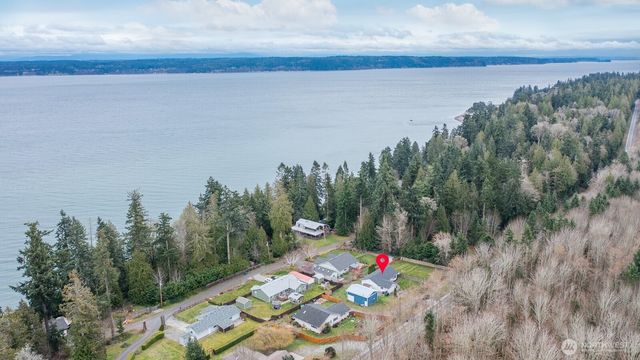 2245 SE Camano Drive, Camano Island, WA 98282