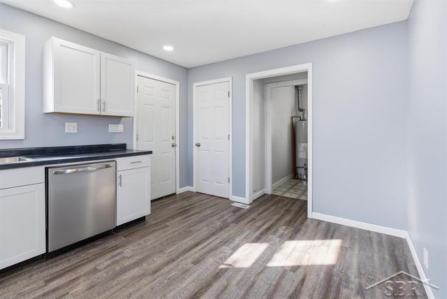 1210 E Smith Street, Bay City, MI 48706