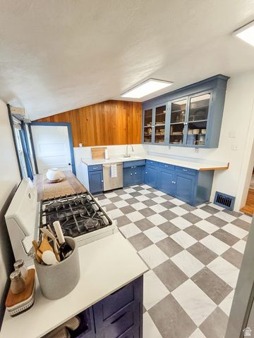 311 E 100 ST, Spanish Fork, UT 84660