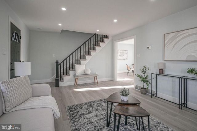 68 E HARMONY ST, Penns Grove, NJ 08069