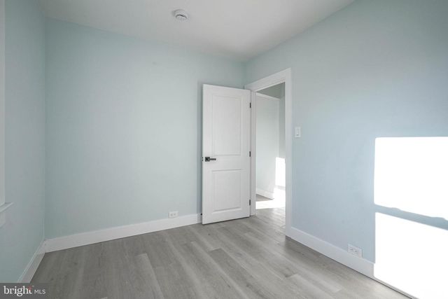 68 E HARMONY ST, Penns Grove, NJ 08069