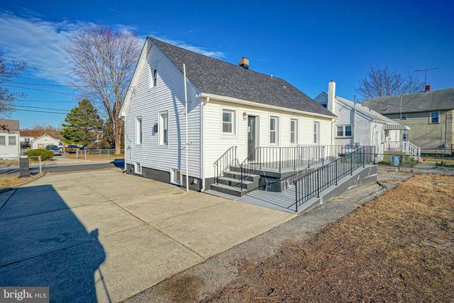 68 E HARMONY ST, Penns Grove, NJ 08069