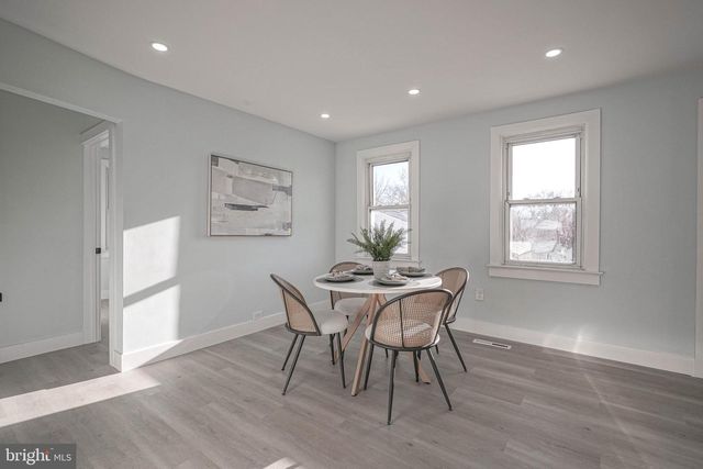 68 E HARMONY ST, Penns Grove, NJ 08069