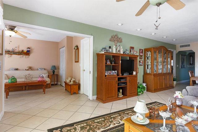 8681 BARDMOOR BOULEVARD 301C, Seminole, FL 33777