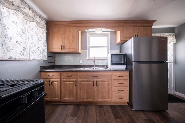 924 James St, Turtle Creek, PA 15145