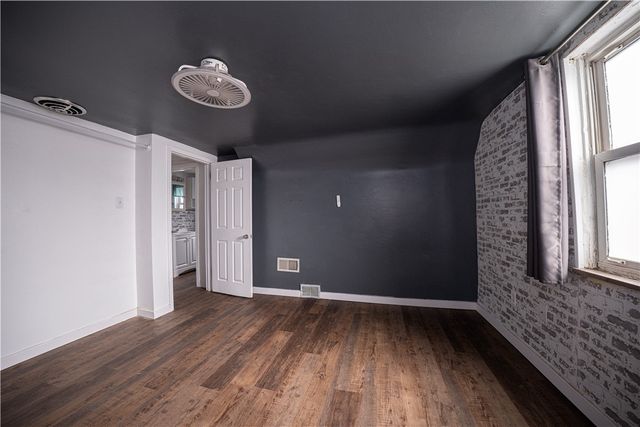 924 James St, Turtle Creek, PA 15145