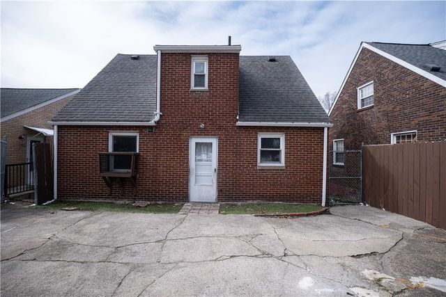 924 James St, Turtle Creek, PA 15145