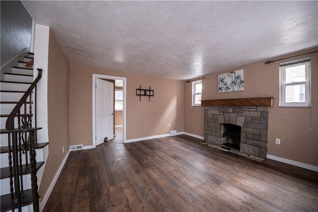 924 James St, Turtle Creek, PA 15145