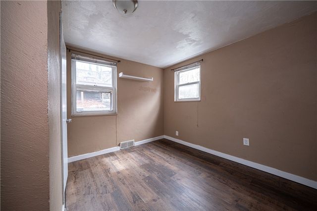 924 James St, Turtle Creek, PA 15145