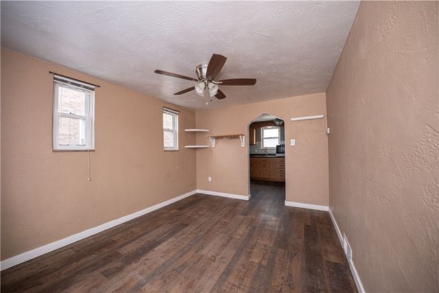 924 James St, Turtle Creek, PA 15145